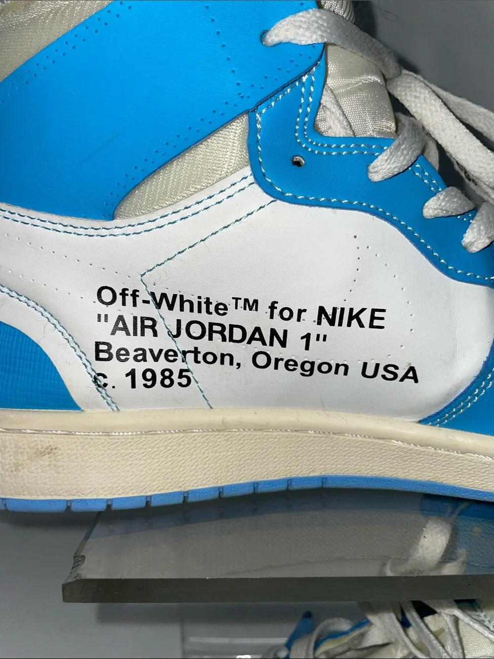 OFF WHITE X AIR JORDAN 1 RETRO HIGH OG UNC FTL-08-105